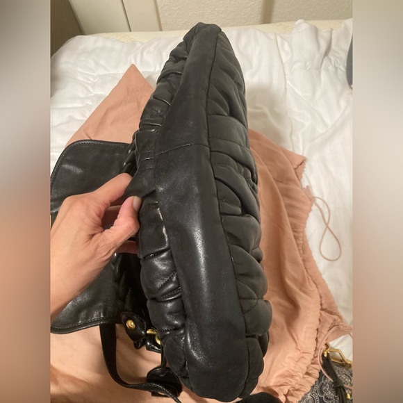 Authentic MIU MIU purse - Picture 5 of 12